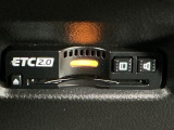 【ETC車載器】もはや必須アイテムのETCを搭載!高速道路のご利用時にとても便利!わずらわしい料金所での現金支払いが不要となりスムーズに通過できます♪