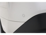【クリアランスソナー】 障害物が近づくと、メーター画面でのディスプレイ表示やブザーで知らせてくれる機能がある装置です。