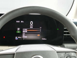 運転支援システムや、安全装置の設定を行うことができます。
