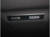 車選びは安さ重視ですか?総額表示で比べてみてください!トヨタディーラー直営店ですので諸費用も明快!購入後も全国トヨタのロングラン保証で安心ですよ!