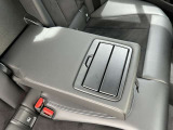 国道1号線に沿い横浜市営地下鉄「三ッ沢上町駅」から徒歩約10分。 BMW Premium Selection 横浜三ッ沢店 / 〒240-0062神奈川県横浜市保土ヶ谷区岡沢町322-3 / TEL:045-612-8488