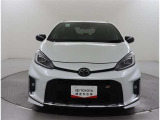LEDヘッドライトが夜間走行の安全をしっかりサポート☆フォグランプとオートライト機能も付いています。