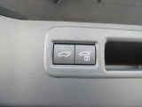 パワーバックドア装備!!スイッチ操作でバックドアを自動開閉でき、とても便利です!