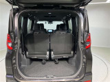 ☆充分なお荷物がお積み頂けるトランクルーム♪見た目より広いです