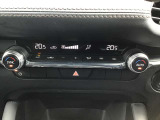 エアコンはオートエアコンです☆快適な空間で運転していただけます☆