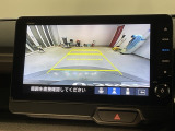 リアカメラ付で、後方をナビ画面で確認。車庫入れも安心です。もちろん、バックギアと連動しています。