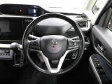 各操作スイッチなどもハンドルから手を放すことなく操作可能で安全運転に支援いたします!