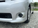 フロントバンパー左側にキズがあります。