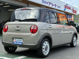停車中、前の車が発進して約4m以上離れても停車し続けた場合、ブザー音やメーター内の表示によって、先行車の発信をお知らせします。