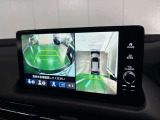 全周囲カメラも付いておりますので運転が不安な方にもおすすめのお車となっております。