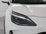 LEDランプ車 白く照らされるのが特徴です。明るいだけでなく、周囲からの認知されやすく歩行者や死角にいる方へアピール効果、安全性が飛躍的に向上します!