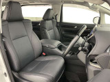 見通しのよいすっきりとした視界で、誰でも運転しやすいです。運転のしやすさは疲れにくさにも繋がりますよ♪