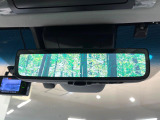 【デジタルインナーミラー】後席の大きな荷物や同乗者で後方が確認しづらい時でも安心!カメラが撮影した車両後方の映像をルームミラー内に表示。クリアな視界で状況の確認が可能です!