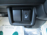 運転席にはシートヒーターが完備されています!