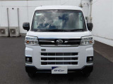 当店は全車『ロングラン保証』付!(1年間、距離無制限 HV車はHV保証付) 別途延長保証もご用意しております♪ ぜひ現車を確認にご来店ください