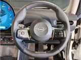 MINIのインテリアは初代から一貫してクラシックMINIのインテリアをモチーフにしております。