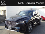 マツダのミドルクラスSUVであるCX-5。魂動デザインとスカイアクティブ技術をフル搭載した初代モデルが発売され、2017年にはさらに洗練された力強い魂動デザインに進化した2代目にモデルチェンジしました。