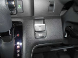 電子パーキングブレーキ採用!!ブレーキホールド機能も付き、長い信号待ちなどとっても便利です!!