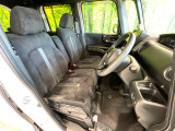 運転席シート廻りは使用感も少なく、良好な状態となっています。丁寧に使われていたことがよくわかりますね。