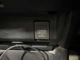 12V電源ソケットを設置しております。周辺機器の充電にご利用頂けます☆