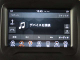 【タッチパネルモニター】ジープらしい迫力ある8.4インチオーディオナビゲーションシステムは見やすく快適で利便性の高いナビです!Apple CarPlayに対応しています!