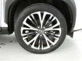 【アルミホイール】純正アルミホイール装着車です。