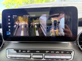 バックカメラが使用可能でございます。駐車が苦手な方も後方の映像を確認しながら後退する事が出来ますので安心できます。また、画像も鮮明でございますので物体の確認も容易に確認する事が出来ます。