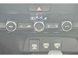 お好きな温度に設定すれば自動的に温度を調節、車内を快適空間に仕上げてくれます。