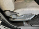 延長保証につきましてはお求めいただく車両によって保証料が異なりますので、当店スタッフまでお気軽にお問い合わせくださいませ。