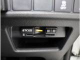 電動テールゲートは運転席からも操作できます