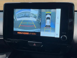 【パノラミックビューモニター】専用のカメラにより、上から見下ろしたような視点で360度クルマの周囲を確認することができます☆死角部分も確認しやすく、狭い場所での切り返しや駐車もスムーズに行えます。