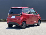 プライバシ-ガラスが装備されています。外を見るときは気にならずに、後方車両から車内が見えにくい設計です。
