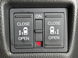 【両側パワースライドドア】スマートキーや運転席のスイッチで後席両側スライドドアの開閉が可能♪電動だから力を入れてドアを開ける必要が無く、小さなお子様でも簡単に開け閉めでき快適です♪