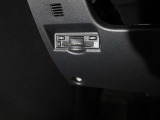 ETC車載器が搭載されているので、高速道路の乗り降りもノンストップで通過できます♪