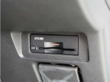 ETC2.0 高速道路を利用する際、ノンストップで料金所を通過できます。別途セットアップ料金がかかります