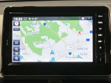 NM1・9インチ日産オリジナルナビゲーションならではの上質感とインパネとのフィット感が魅力。スマートフォン連携をワイヤレスで!人気のネット動画がナビの大画面で楽しめます。