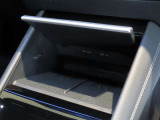 中古車の購入に関するさまざまなリスクを最小限にし、きめ細かな保証サービスで、オーナーライフをしっかりとサポートします。1台1台、お客様の期待に応え、満足していただけるのが、&ldquo;Das WeltAuto&rdquo;です。