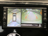前後左右4つのカメラで、上から見たような映像をお届け、駐車時も安心、アラウンドビューモニター付(肉眼では確認し辛い左前の映像に切り替えることも可能です)。