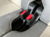 ベビーシートやチャイルドシート使用時も快適にお過ごしいただける十分な空間を確保しています。