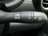 トンネルの多い高速道路の走行を手助けしてくれる便利なオートライトシステム!!