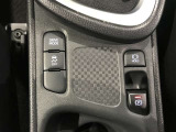 電動パーキングブレーキを搭載。スイッチ操作でパーキングブレーキを作動・解除することが可能ですので、操作の力が不要ですよ♪