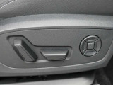 電動調整機能フロントシート操作部 (ランバーサポート 4ウェイ)