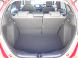 ◆定員乗車時のカーゴルームです。普段のお買い物の荷物やたくさんの収納が可能です。