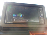 ダイハツ純正ナビが装備されています。