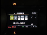 車線逸脱防止・誤発進抑制・衝突回避、障害物センサー、などたくさんの安全機能を装備していて安心安全なお車です!!
