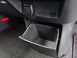 【インストセンターロアボックス】ふたを開けると小物いれになっています♪意外と設置場所に困るゴミ箱として重宝します!
