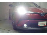 話題のLEDヘッドランプが採用されております! 省電力で長寿命、しかもとても明るく熱くなりにくい性質を持ったライトになります。虫も寄ってきにくい性質も持っております。