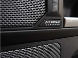 【MERIDIANサウンドシステム】英国の高級オーディオブランド「MERIDIAN」のサウンドシステムです。上質なドライブには上質な音響を。