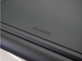 ◆助手席エアバッグ◆SRSエアバッグは、シートベルトだけでは防ぎきれない衝突時の衝撃から乗員を守るための安全装置。衝突時に瞬時に膨らみ、頭部や胸部がダッシュボードに直接衝突するのを防ぎます。