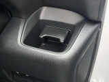 ドリンクホルダーも装備です!